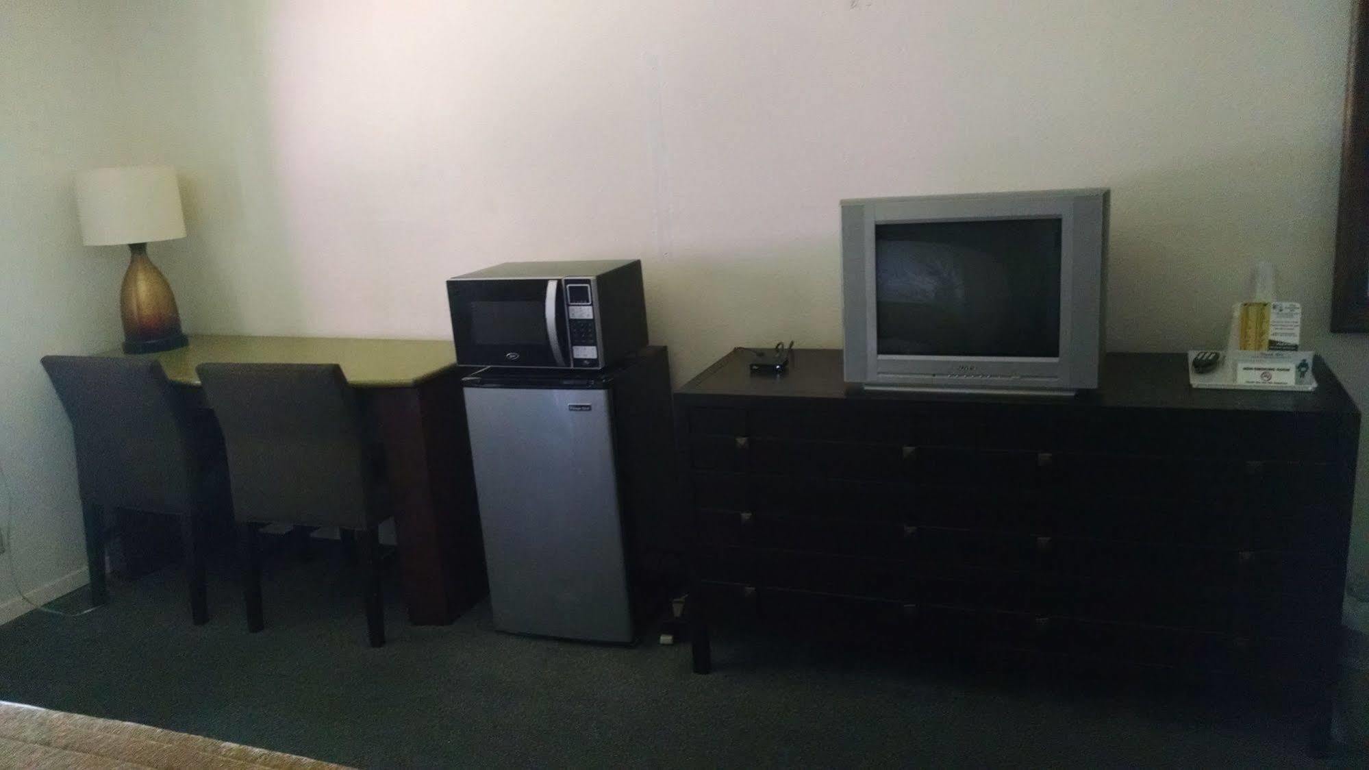 America Best Value Inn Webster City Bagian luar foto