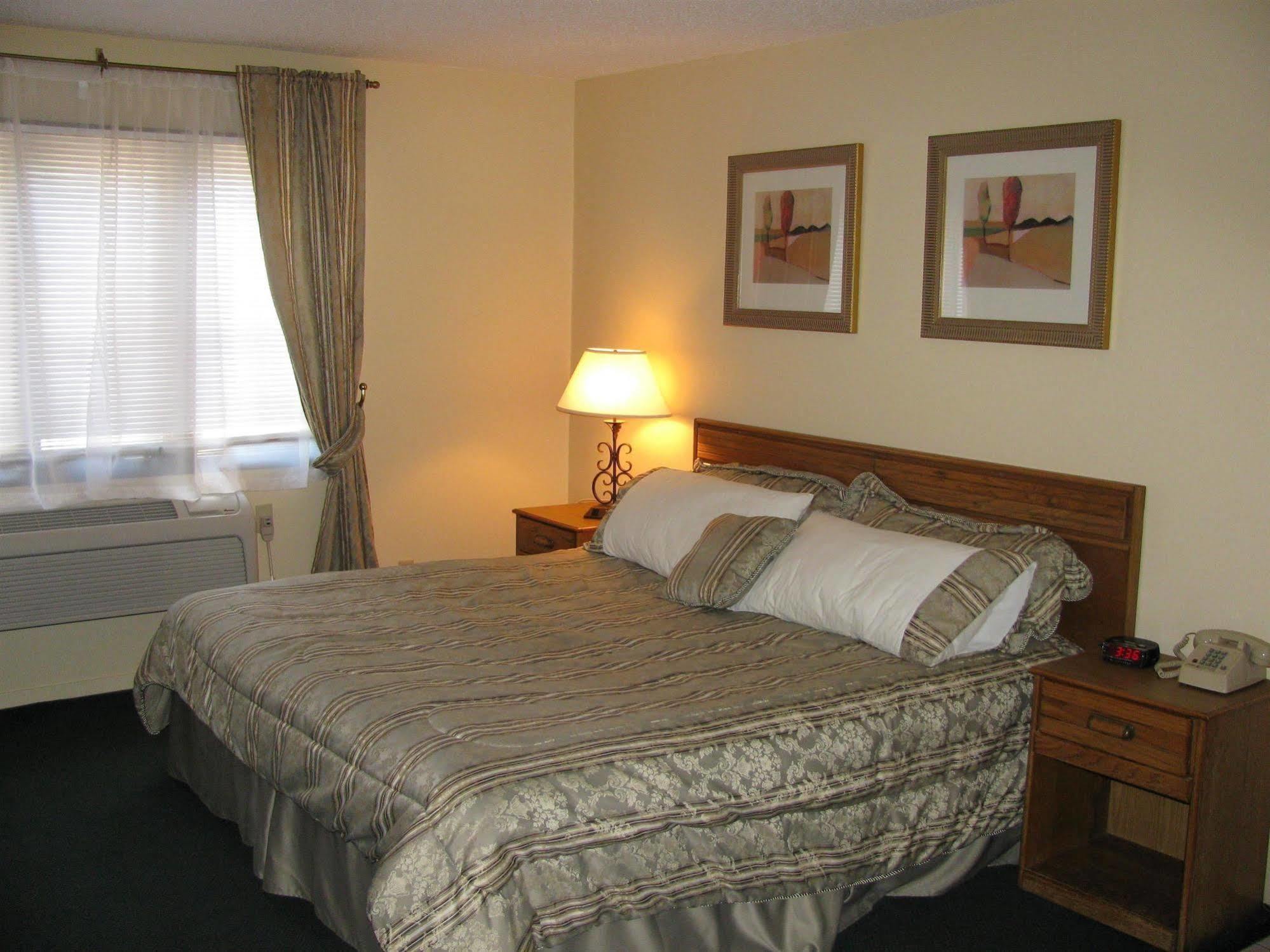 America Best Value Inn Webster City Bagian luar foto